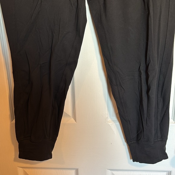 Lululemon Ready To Rulu women’s black jogger sweatpants size 12 - Picture 3 of 12